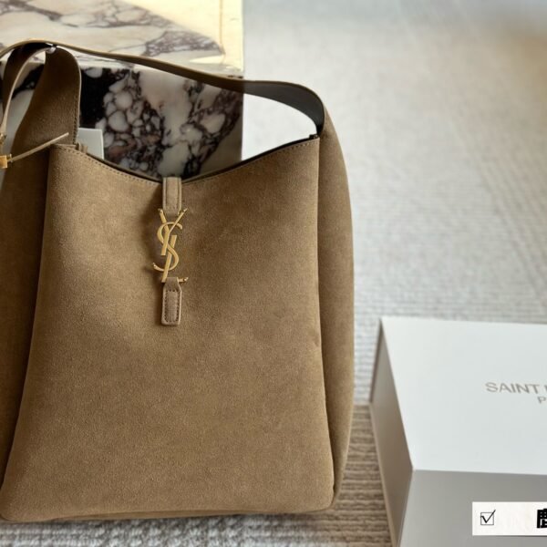 YSL Le 5 à 7 Hobo - Bag