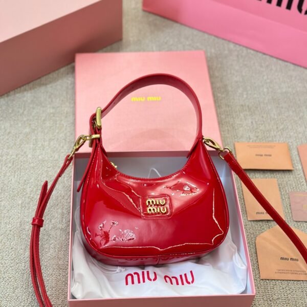 MIU Wander Red Patent Leather - Bag