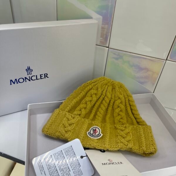 MCL Cable-Knit Beanie Yellow Wool - Hat