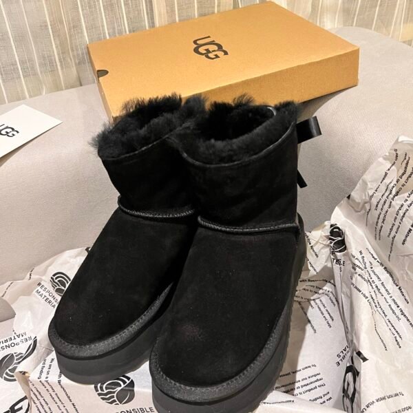 UGG Classic Mini Bow - Boots