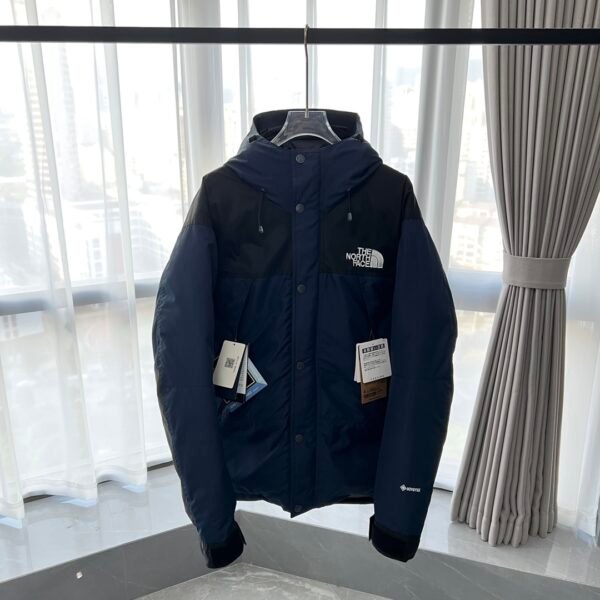 TNF Mountain Down Jacket - Jacket