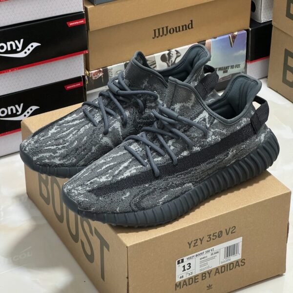AD Yeezy Boost 350 V2 - Sneakers