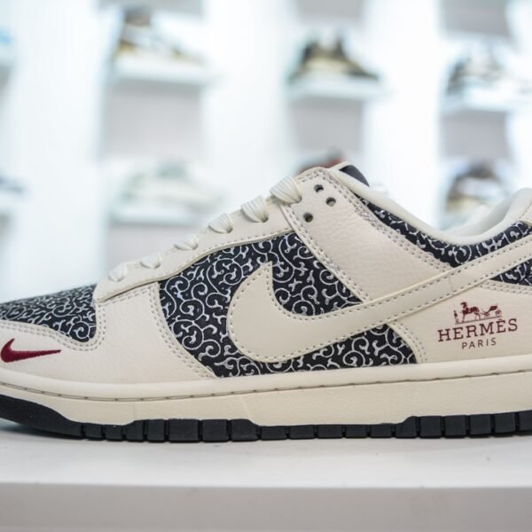 NK Dunk Low - Sneakers
