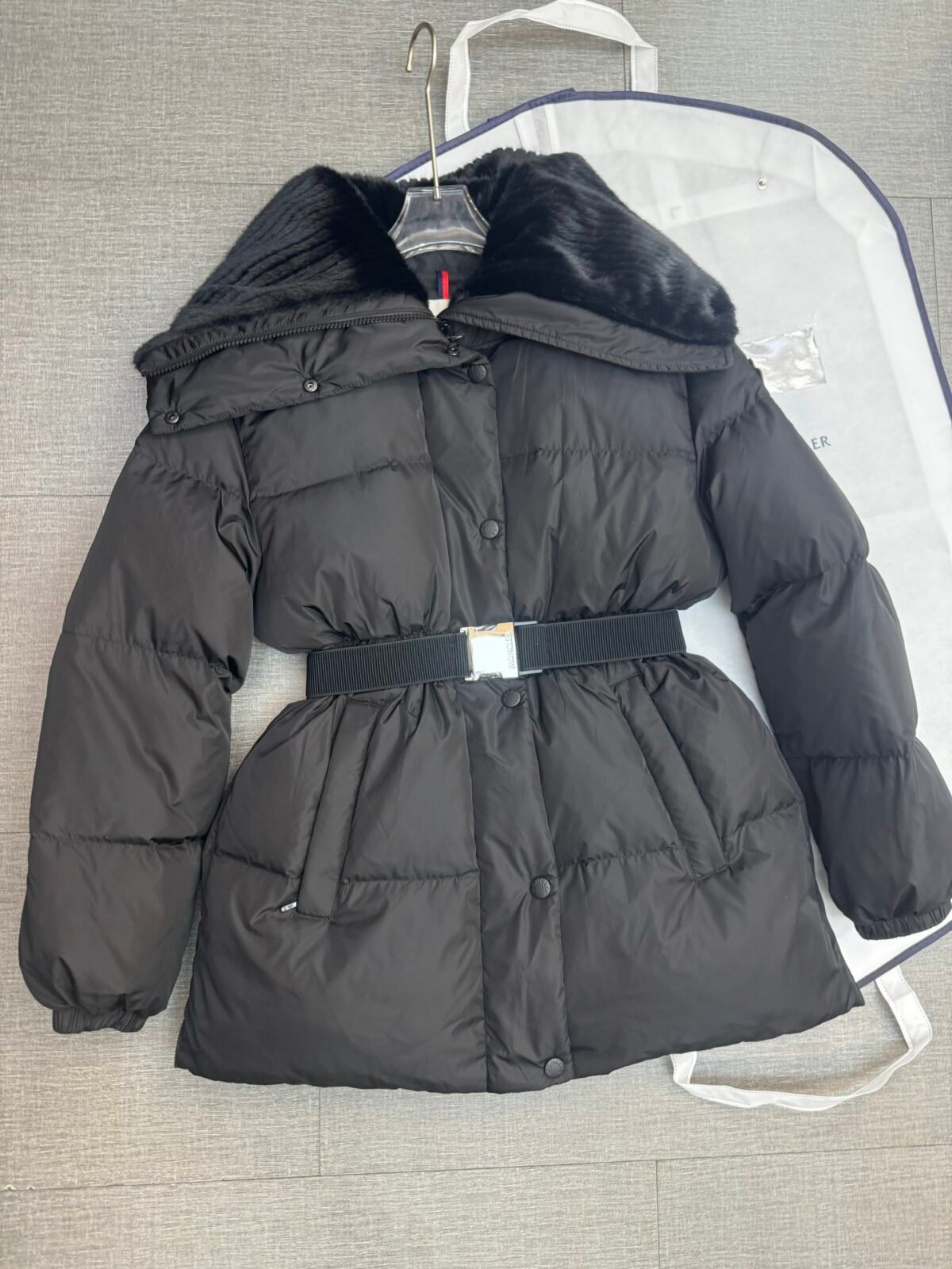 MCL Cuvellier Belted Down Jacket Black – Jacke — 7