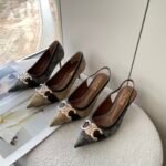 CEL Triomphe Slingback Pumps – Talons