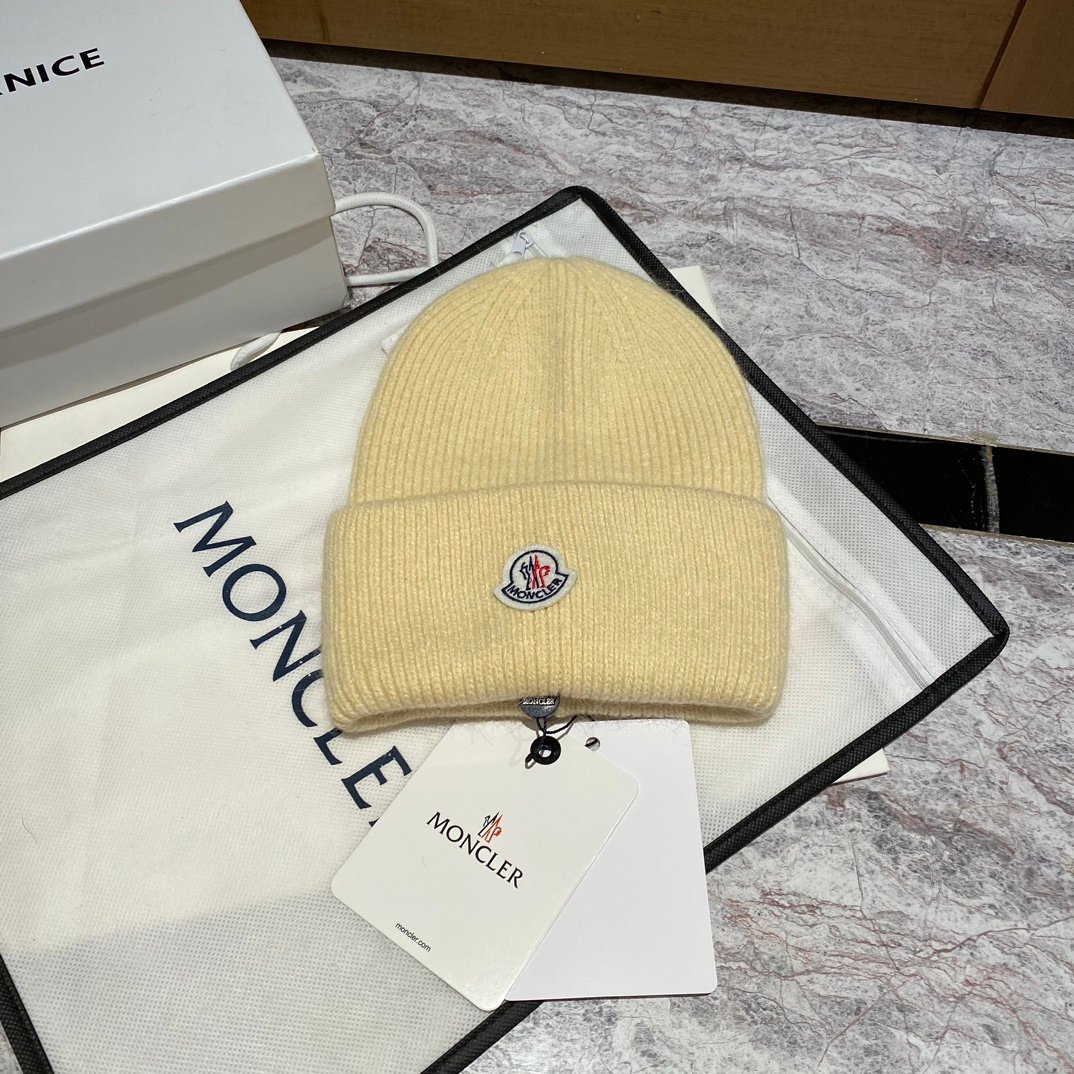 MCL Logo Beanie Wool - Hat - Image 6