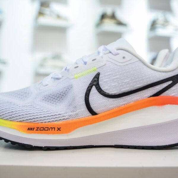 NK ZoomX Invincible Run Flyknit 3 - Sneakers