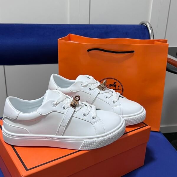 HM Kelly Buckle Sneakers - Sneakers