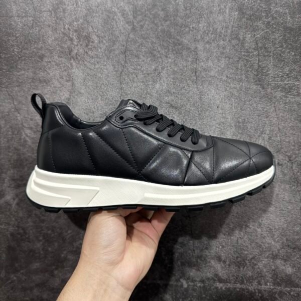 PR Cloudbust Thunder Black Leather - Sneakers