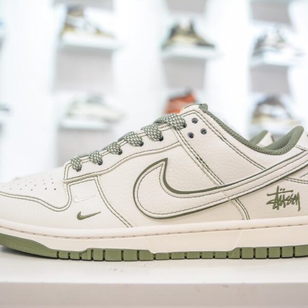 NK Dunk Low Stussy - Sneakers