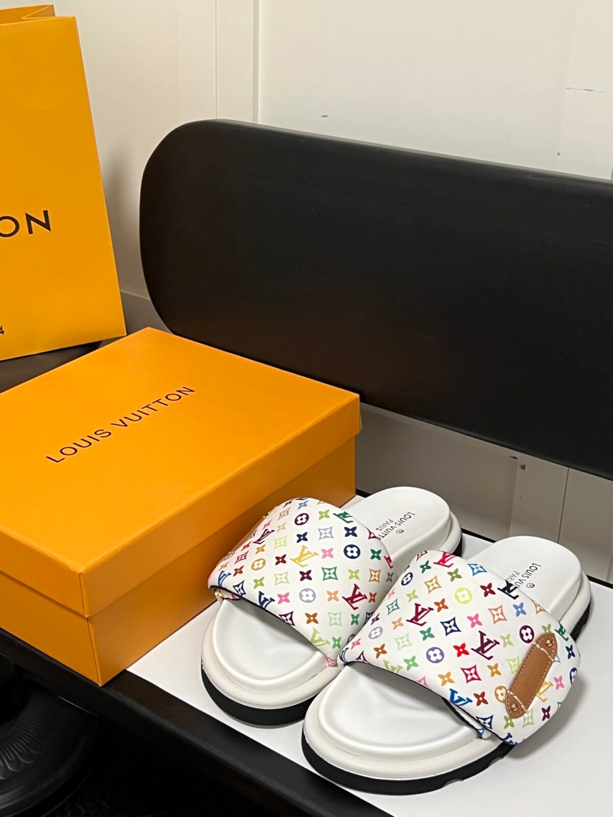 LV Waterfront – Claquettes – Noir — 2
