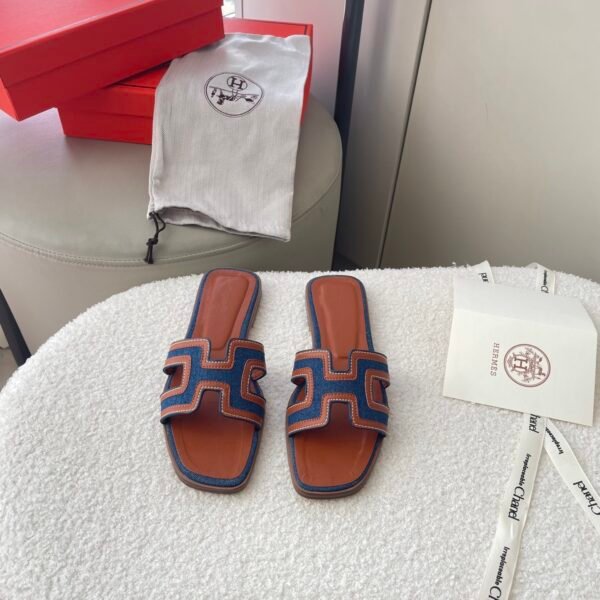HM Oran Sandals - Sandals