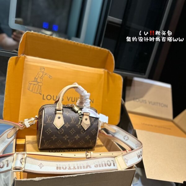 LV Speedy Bandoulière 20 - Bag