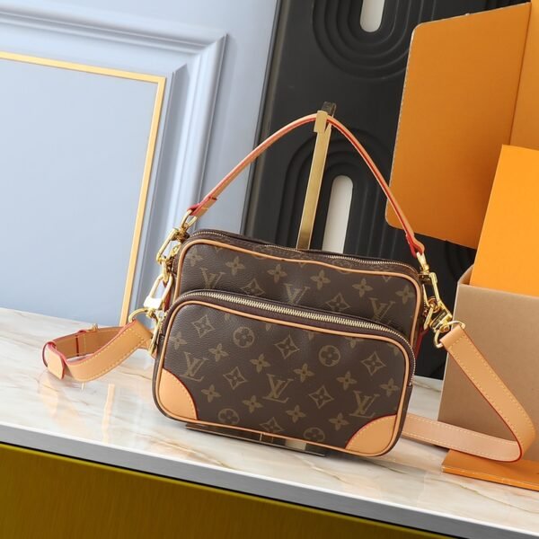 LV Pochette Metis - Bag