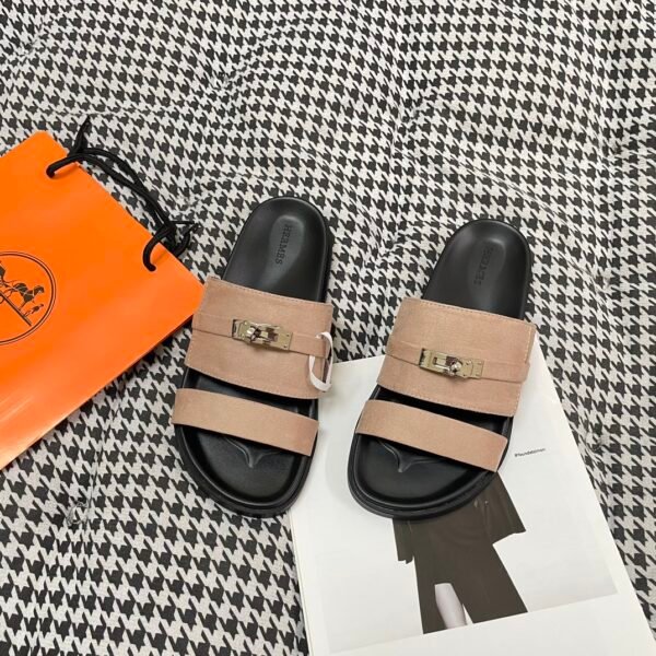 HM Oran Sandals - Slides