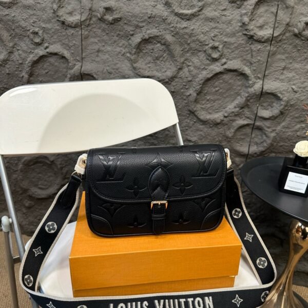LV Dauphine Black Empreinte Leather - Bag