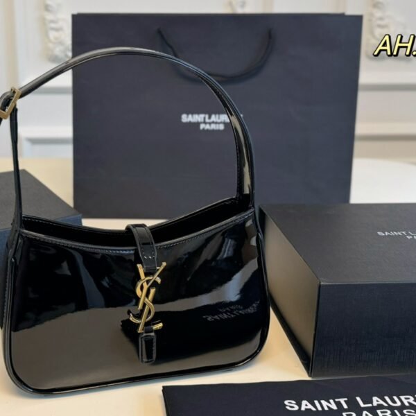 YSL Le 5 À 7 Hobo - Bag