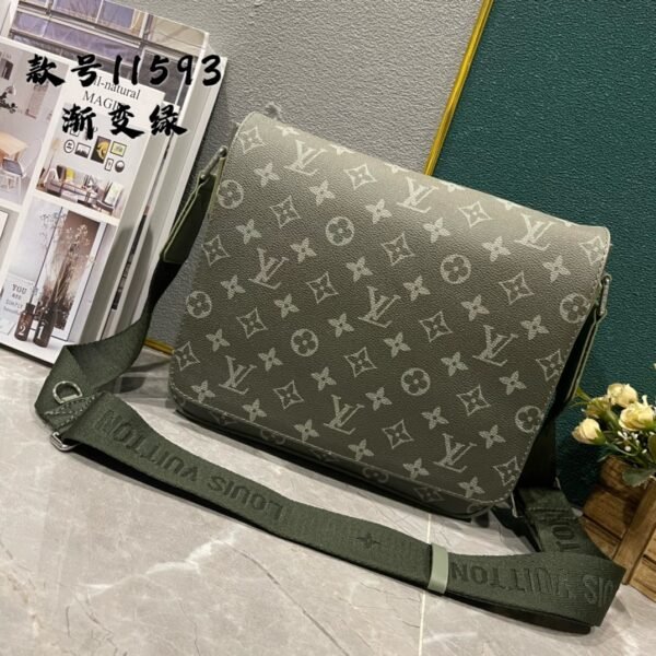 LV Messenger PM - Bag