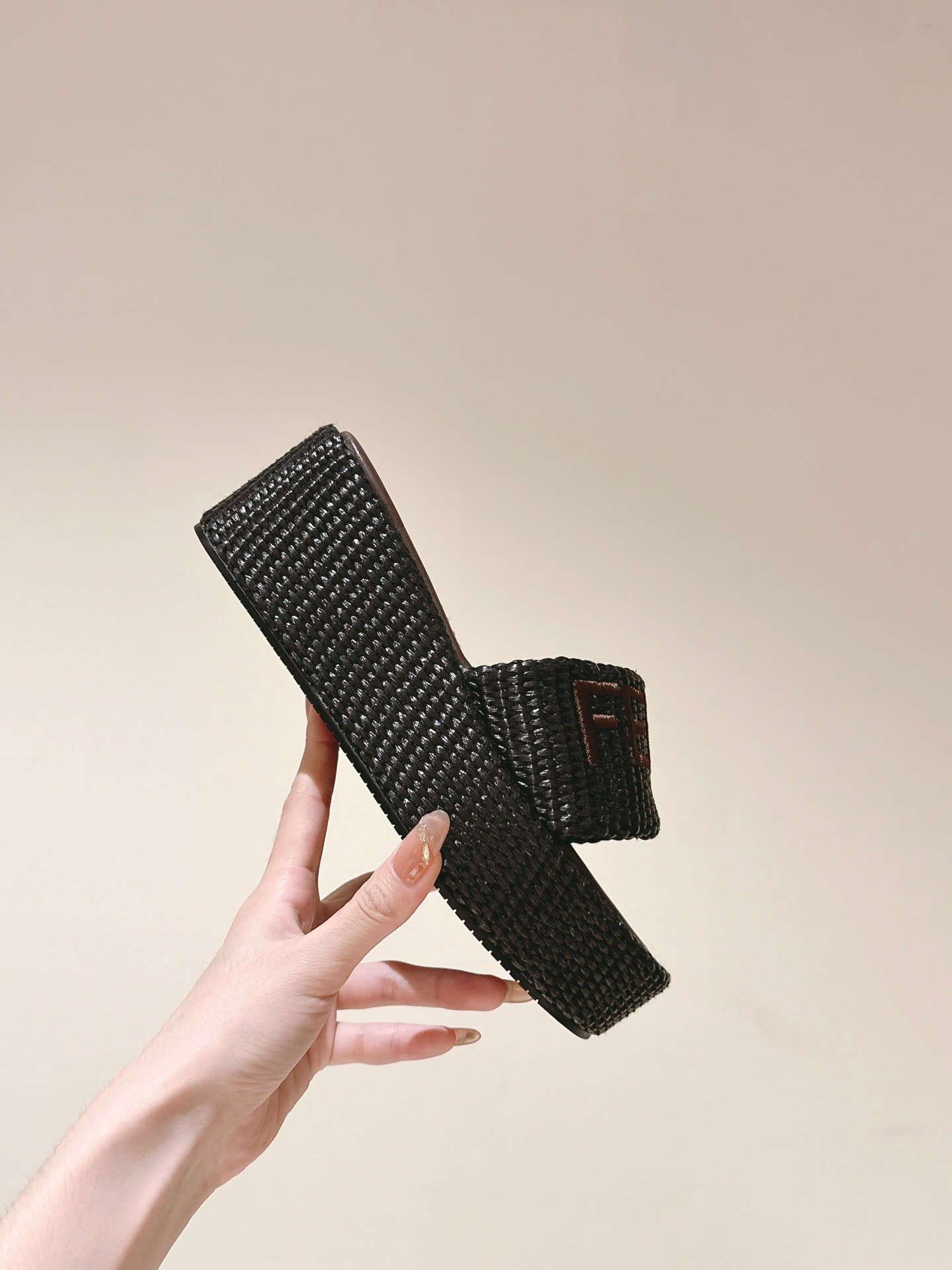 FD Colibri Wedge Slides Black Raffia - Slides - Image 8