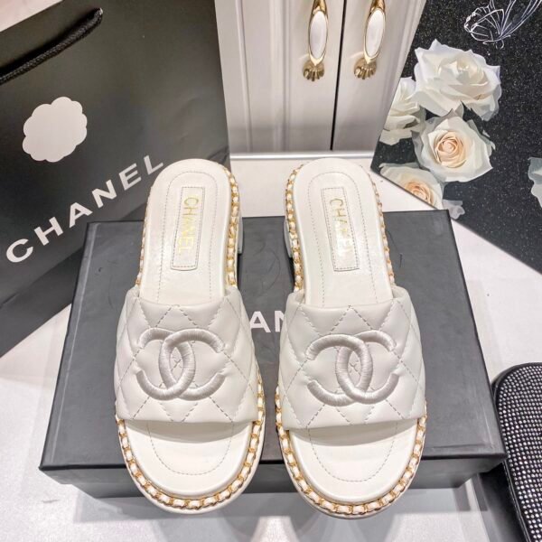 CC Quilted Pearl Slides - Sandals
