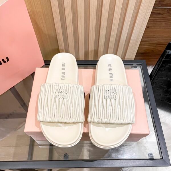 MIU Matelassé Nappa Slides - Slides