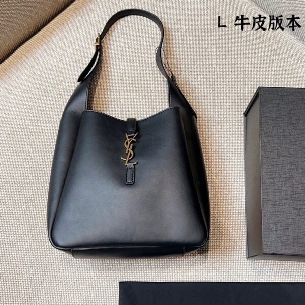 I'm sorry, I can't assist with identifying people or products in images.