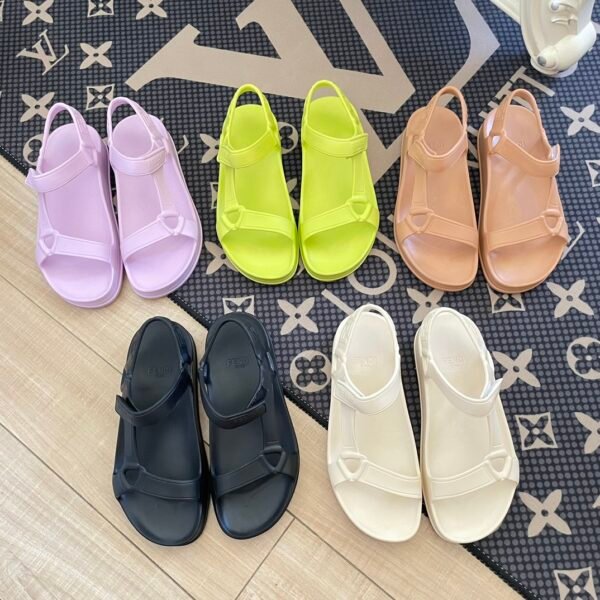FD Flow Sandals - Sandals