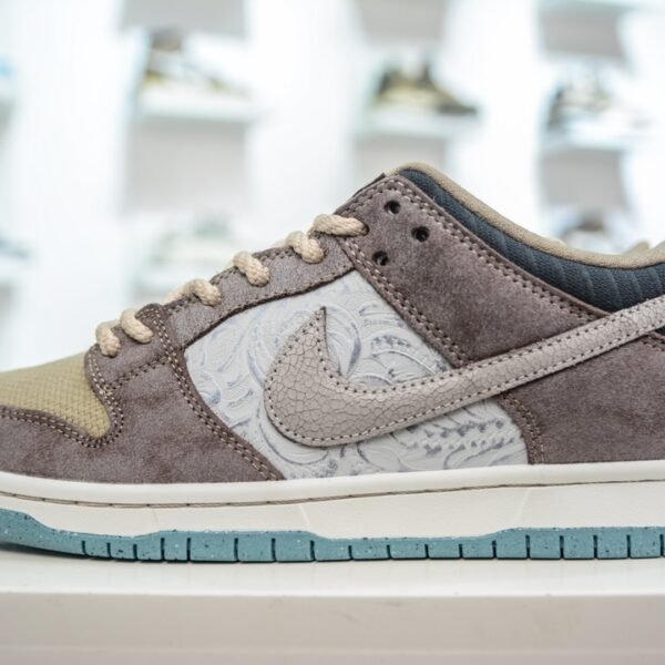 NK Dunk Low Pro SB Paisley - Sneakers