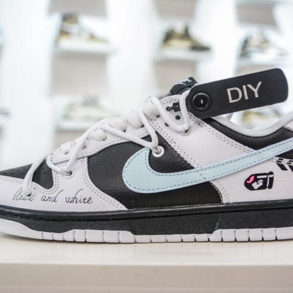 NK Dunk Low OW - Sneakers
