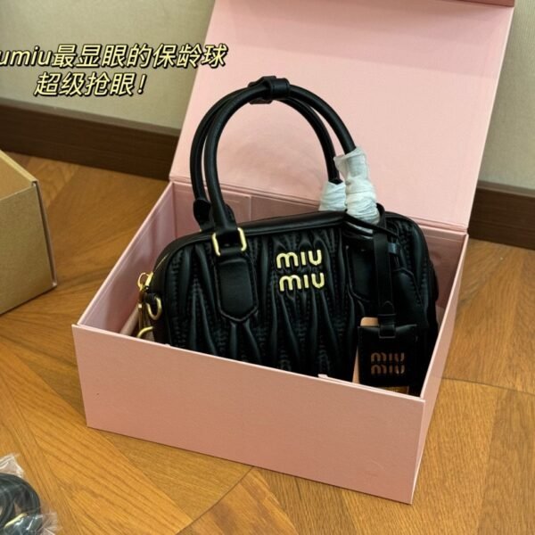 MIU Wander Matelassé Various Colors/Leather - Bag