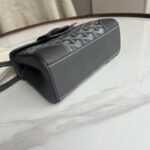GYD Saigon – Borsa – Grigio