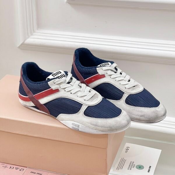 MIU Logo Sneakers Navy/White - Sneakers