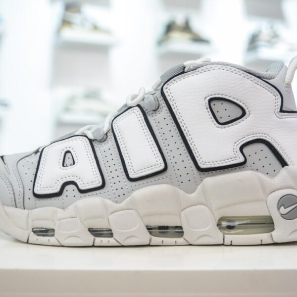 NK Air More Uptempo White/Grey - Sneakers
