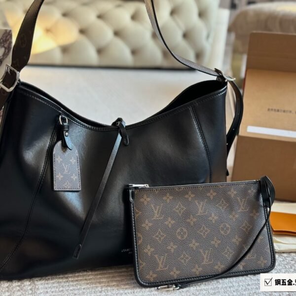 LV Lockme Bucket Black Leather and Monogram - Bag