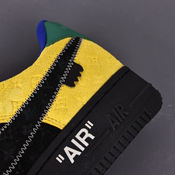 LV LV Trainer Sneaker - Sneakers
