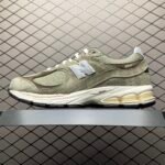 NB 2002R Green Suede – Sneaker