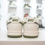 NK Dunk Low SB GG – Sneaker