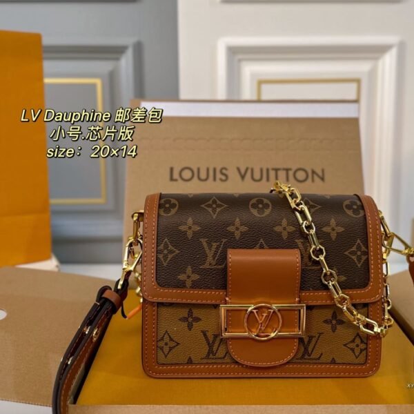 LV Dauphine Small Monogram - Bag