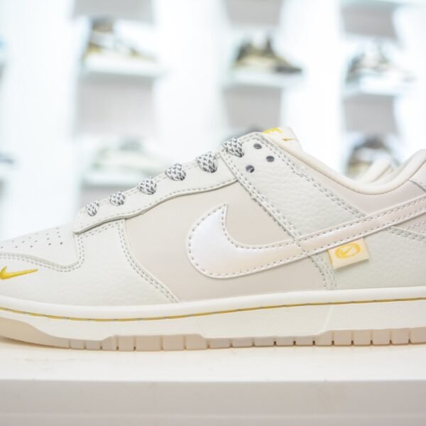 NK Dunk Low Retro - Sneakers