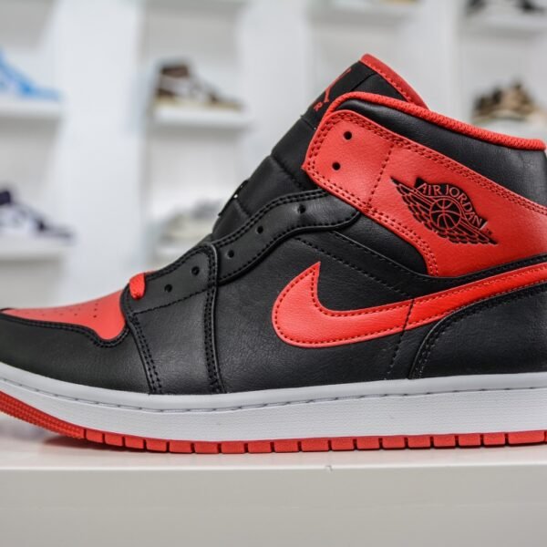 NK Air Jordan 1 Mid Bred - Sneakers