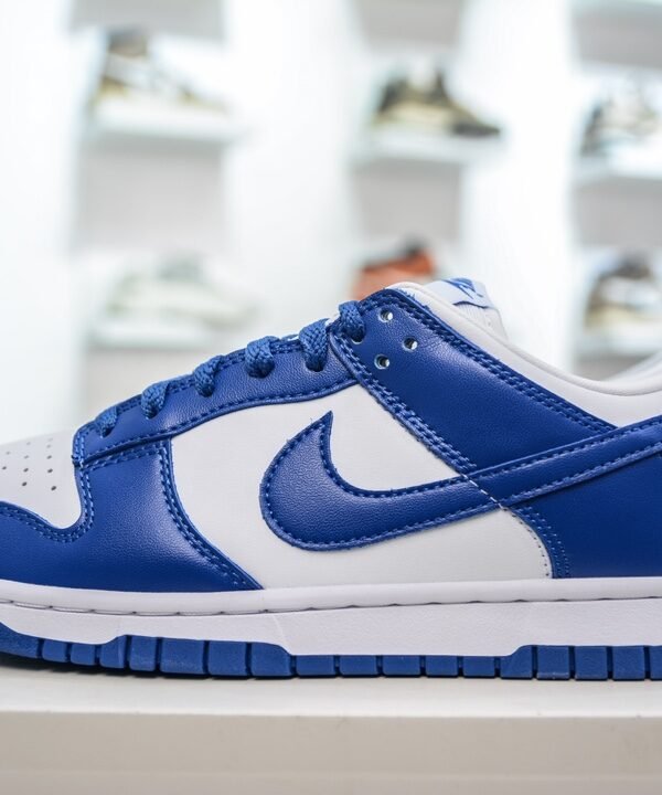 NK Dunk Low Kentucky – Sneaker