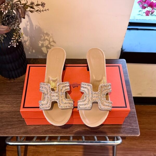HM Oran Sandals - Sandals
