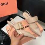 MIU Buckle Slingback Pumps – Scarpe con tacco