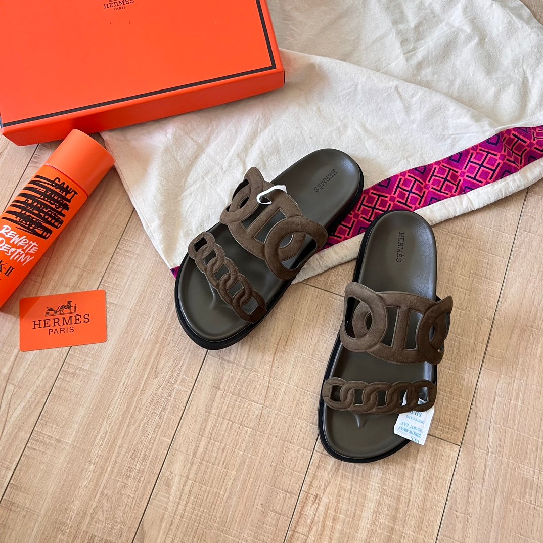 HM Chypre Brown Suede - Slides - Image 3