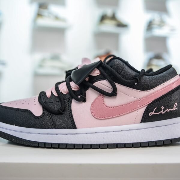 NK Air Jordan 1 Low OG Year of the Rabbit - Sneakers