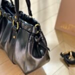 MIU Wander Black Leather – Borsa – Rosso