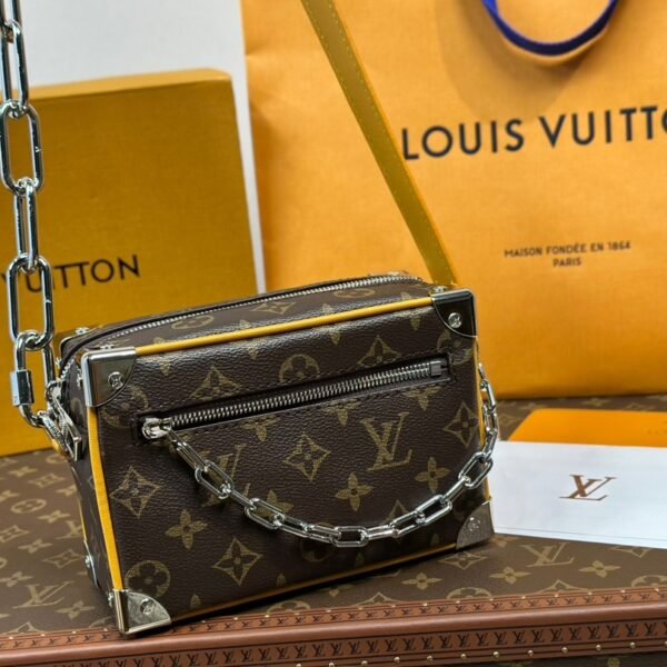 LV Petite Malle - Bag