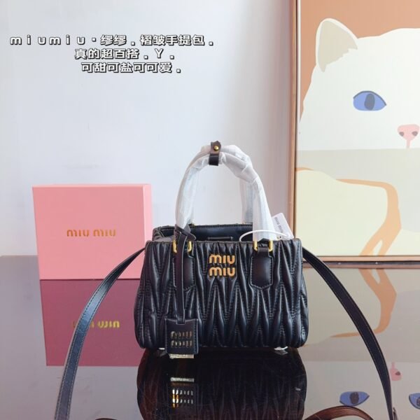 MIU Wander Matelassé Black Leather - Bag