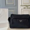PR Re-Nylon Messenger - Bag – Black · Ref. BA21565