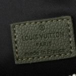 LV Discovery Bumbag Khaki Leather – Borsa